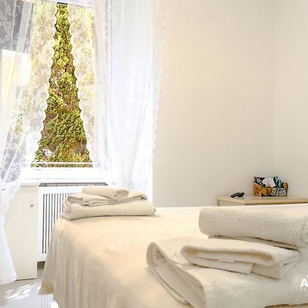 Azadi B&B Flaminio Rome Bagian luar foto